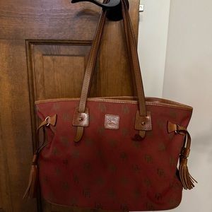 Dooney & Bourke